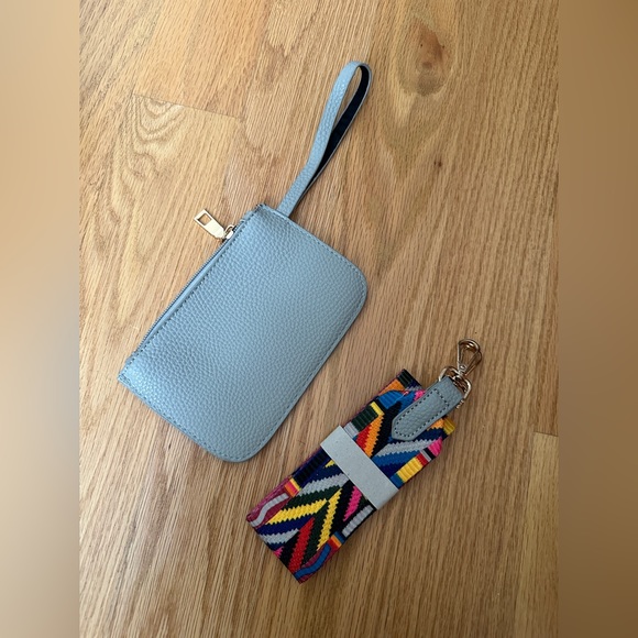 Convertible pebbled bucket bag - Picture 10 of 10